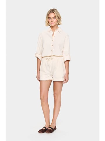 SAINT TROPEZ Szorty w kolorze kremowym