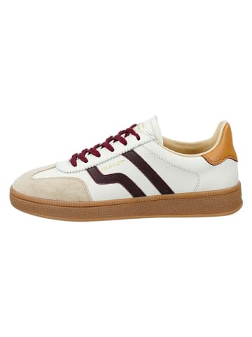 GANT Footwear Skórzane sneakersy "Cuzima" w kolorze kremowo-fioletowym