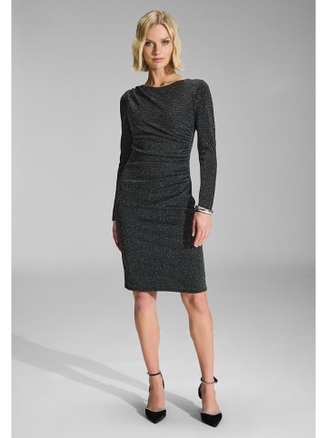 SWING Kleid in Schwarz
