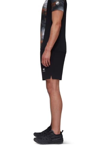 Mammut Funktionsshorts "Massone" in Schwarz