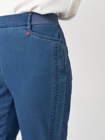Relaxed by TONI Hose in Blau