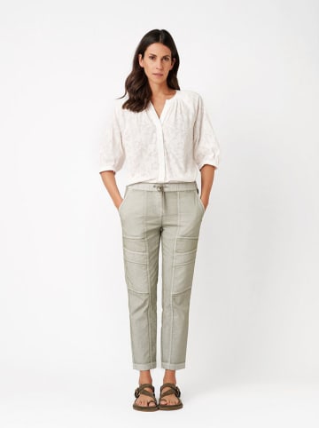 Toni Hose in Khaki