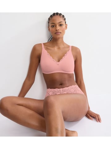 Triumph Beugelloze beha "Amourette" lichtroze
