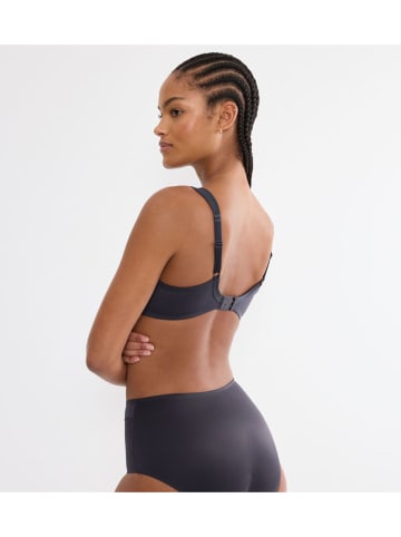 Triumph Beugelbeha "True Shape Sensation" antraciet