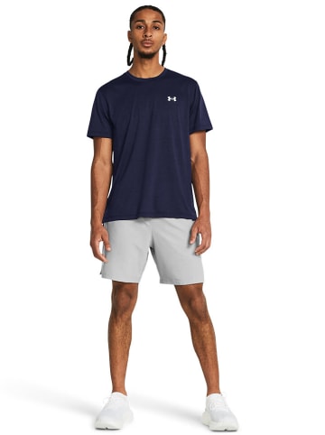 Under Armour Trainingsshorts "Launch 7" in Grau