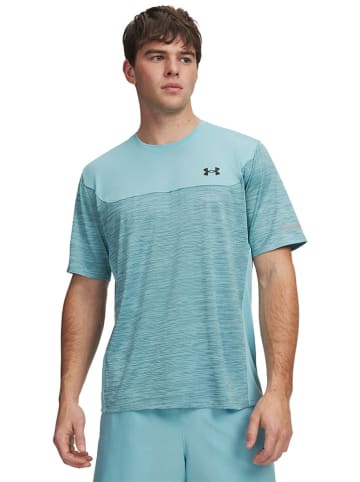 Under Armour Koszulka funkcyjna "Utility" w kolorze błękitnym