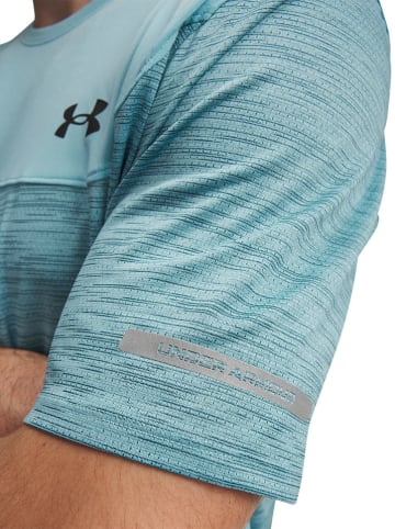 Under Armour Koszulka funkcyjna "Utility" w kolorze błękitnym