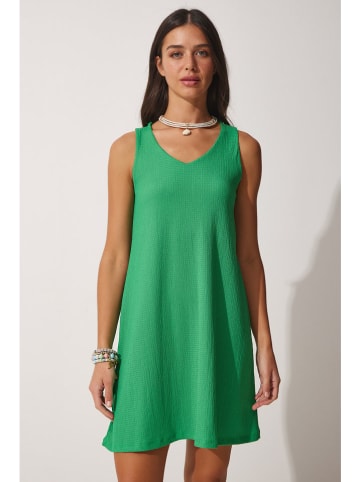 trendyol Kleid in Grün