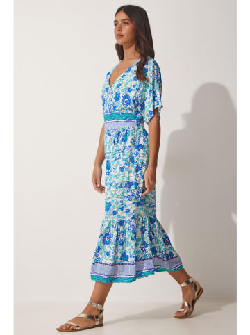 trendyol Kleid in Hellblau/ Weiß
