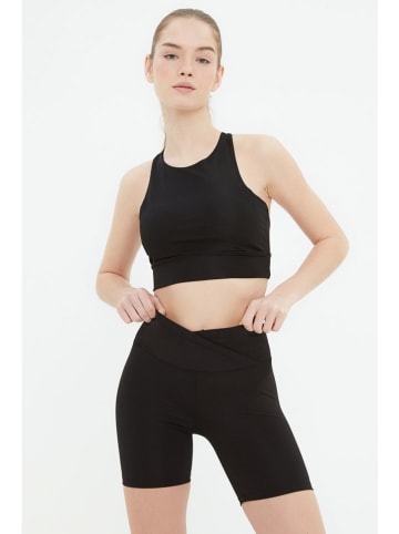 trendyol Trainingsshorts in Schwarz