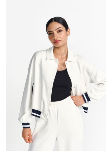 Rich & Royal Blouson in Creme