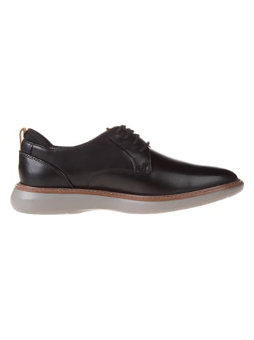 Clarks Leder-Schnürschuhe "Brantin Plain" in Schwarz