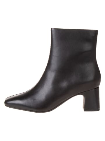 Clarks Skórzane botki "Fernie" w kolorze czarnym