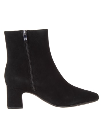 Clarks Skórzane botki "Fernie" w kolorze czarnym