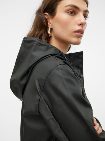 Vero Moda Płaszcz przeciwdeszczowy w kolorze czarnym