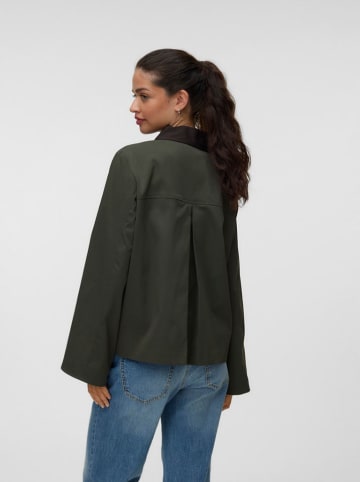 Vero Moda Kurtka przejściowa w kolorze ciemnozielonym
