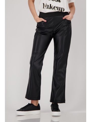 monari Kunstlederhose in Schwarz