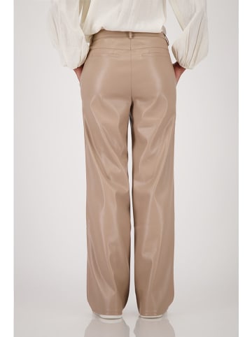 monari Kunstlederhose in Taupe