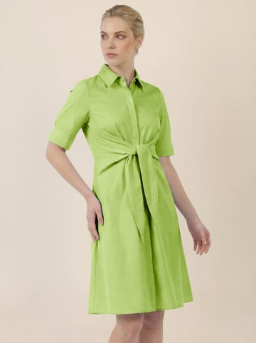 APART Kleid in Grün