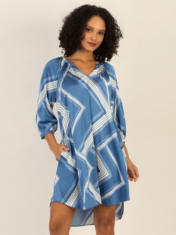 APART Kleid in Weiß/ Blau