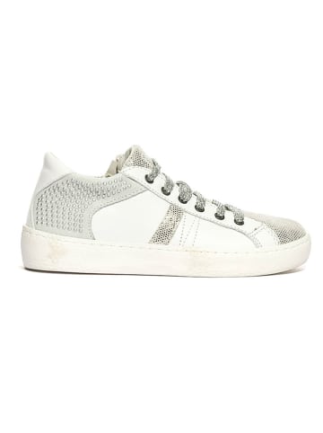 Primigi Skórzane sneakersy "Universe" w kolorze białym
