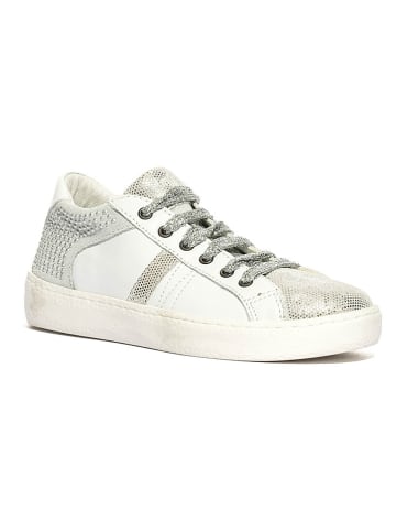 Primigi Skórzane sneakersy "Universe" w kolorze białym