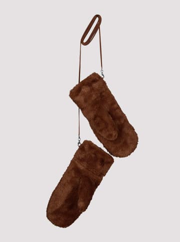 monari Wanten bruin