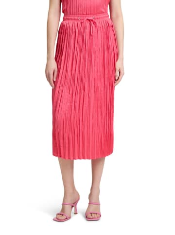 Betty Barclay Plissérok roze