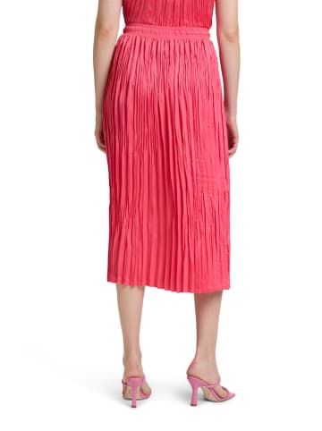 Betty Barclay Plisseerock in Pink