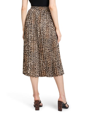 Betty Barclay Plissérok beige