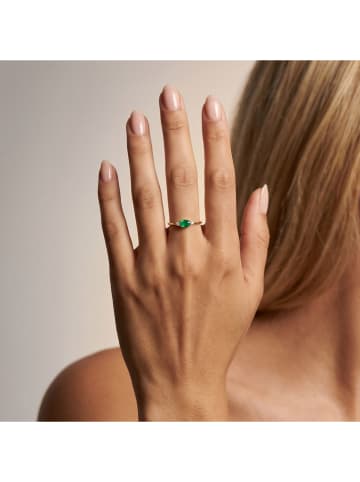 Les Petites Précieuses Vergold. Ring mit Edelsteinen
