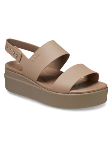 Crocs Sandalen "Brooklyn Low Wedge" in Beige