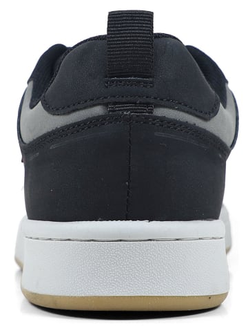 Levi's Kids Sneakers "Curtis" in Schwarz
