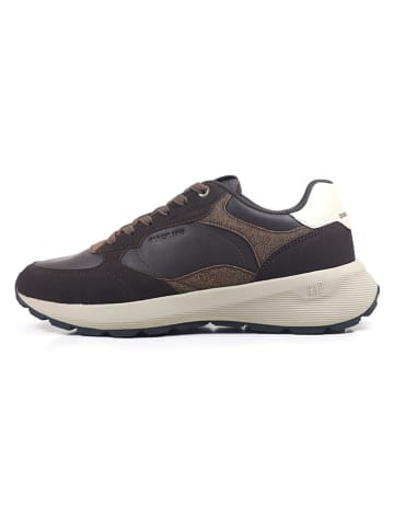 GAP Sneakers in Braun