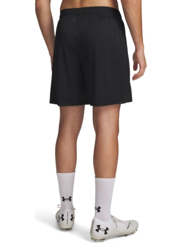 Under Armour Trainingsshorts "Challenger Core Short" in Schwarz
