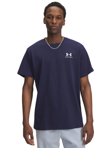 Under Armour Shirt in Dunkelblau