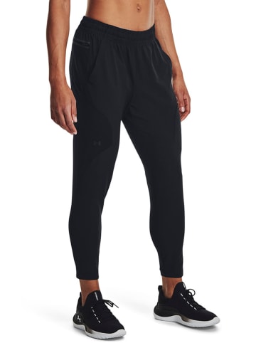 Under Armour Funktionshose in Schwarz