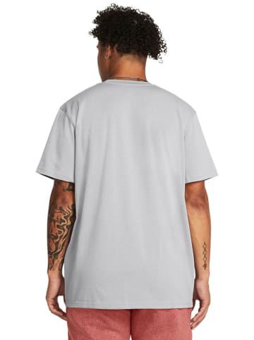 Under Armour Shirt in Grau