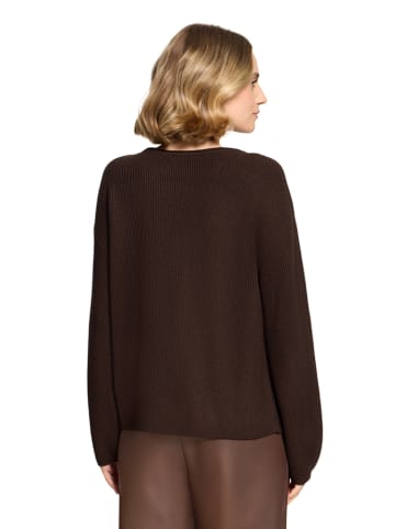 Betty Barclay Trui bruin