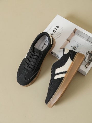 Sixth Sens Sneakers in Schwarz