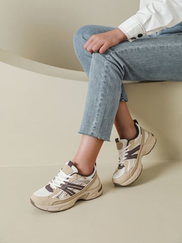 Sixth Sens Sneakers in Beige