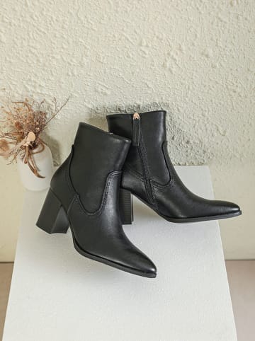 Sixth Sens Stiefeletten in Schwarz