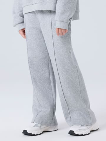 name it Sweathose "Nillina" in Grau