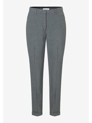 Chino in Grau