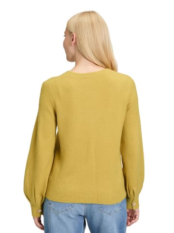 CARTOON Sweter w kolorze musztardowym