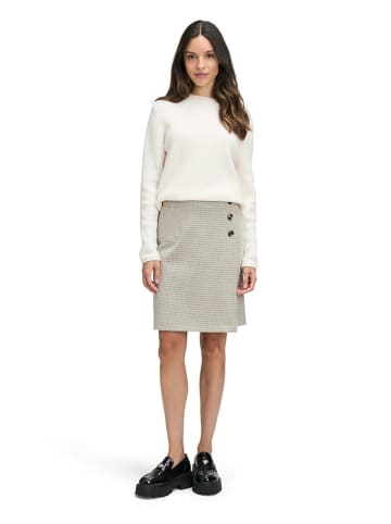CARTOON Sweter w kolorze kremowym