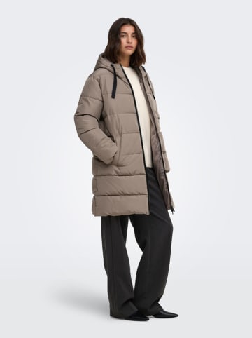 Wintermantel in Taupe