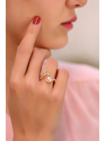 L'Atelier de Gaia Vergulde ring met parel en edelstenen