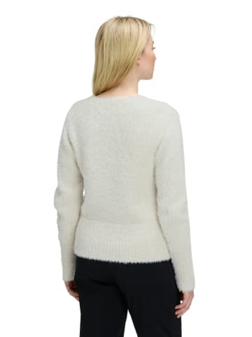 BETTY & CO Pullover in Creme
