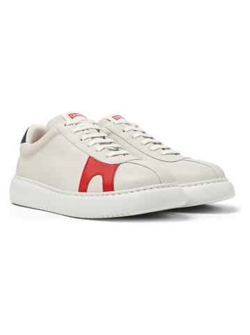 Camper Skórzane sneakersy w kolorze białym